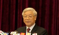 Sidang Pleno ke-6 Komite Sentral Partai Komunis Vietnam menciptakan opini umum yang baik di kalangan pejabat , anggota Partai dan rakyat.