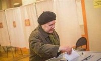 Ukraina memilih Parlemen angkatan ke-7.