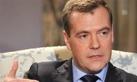 Perdana Menteri Rusia, Dmitri Medvedev berkomitmen akan memperkuat hubungan Rusia-Amerika Serikat