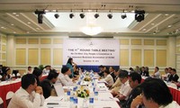 Konferensi meja bundar antara pimpinan kota Ho Chi Minh dan komunitas badan usaha Jepang