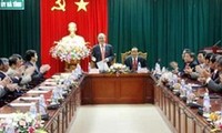 Ketua Majelis Nasional Vietnam Nguyen Sinh Hung mengunjungi provinsi Ha Tinh