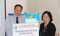 Komunitas diaspora Vietnam di Austria memberikan bantuan sebesar Euro 1.000 untuk membangun sekolahan di kecamatan pulau Sinh Ton
