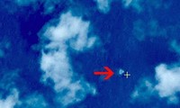 Tiongkok meminta kepada Malaysia supaya berbagi informasi tentang pencarian pesawat terbang yang hilang