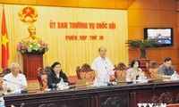 Menteri Kekayaan Alam dan Lingkungan Hidup Vietnam dan Gubernur Bank Negara Vietnam akan menjawab interpelasi Komite Tetap MN Vietnam