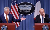 Menteri Pertahanan Amerika Serikat dan Perancis berbahas tentang operasi serangan udara di Suriah