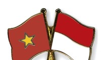 Delegasi Partai Komunis Vietnam menghadiri upacara peringatan ulang tahun ke-50 Hari Jadinya Partai  Golkar Indonesia