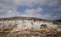 Israel mempertimbangkan mengenakan undang-undang di zona pemukiman Yahudi di Tepian Barat