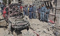 Serangan bom terhadap sebuah masjid di Pakistan mengakibatkan 19 orang tewas