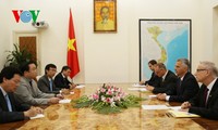 Swiss menyokong Vietnam melakukan integrasi ekonomi internasional secara intensif dan ekstensif