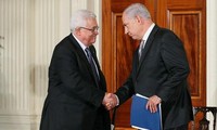 Pimpinan Israel dan Palestina melakukan pembicaran per telepon untuk pertama kalinya dalam masa setahun lebih ini