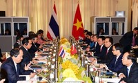 Pembicaraan dan sidang kabinet bersama antara Vietnam dan Thailand