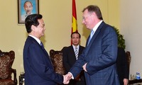 PM Vietnam, Nguyen Tan Dung menerima Presiden Direktur  Kelompok Zarubezneft, Federasi Rusia