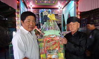 Perayaan Besar memperingati ulang tahun ke-77 berdirinya agama Buddha mazhab Hoa Hao