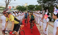 Hampir 300 atlit ikut serta dalam turnamen balap sepeda “Gema sungai Han” di kota Da Nang