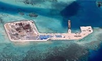 Filipina menuduh Tiongkok dengan rahasia membangun pulau buatan