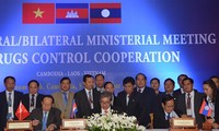 Konferensi Menteri Vietnam-Laos-Kamboja tentang pencegahan dan pemberantasan narkotika mengeluarkan Pernyataan Bersama 