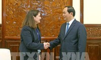 Presiden Tran Dai Quang menerima Kepala Pusat APEC Nasional  AS