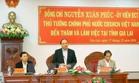 PM Nguyen Xuan Phuc menghadiri konferensi promosi investasi di provinsi Gia Lai  tahun 2016