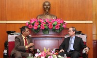Ketua Pengurus Besar Front Tanah Air Vietnam, Nguyen Thien Nhan menerima Presiden Direktur Grup Tata, India di Vietnam, Indronil Sengupta