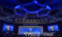 Konferensi WEF 2017: Tiongkok mengimbau kepada AS supaya bersama-sama berusaha keras membangun hubungan yang erat