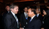 PM Nguyen Xuan Phuc melakukan pertemuan dengan Direktur Eksekutif dan beberapa anggota WEF