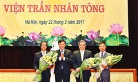 Mengumumkan keputusan membentuk Institut Penelitian Tran Nhan Tong