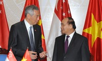 Memperkuat hubungan kemitraan strategis Vietnam-Singapura di semua bidang