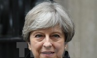 PM Inggris, Theresa May mengimbau dukungan dari partai-partai oposisi