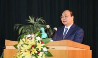 PM Nguyen Xuan Phuc menghadiri upacara pembukaan tahun ajar baru di Akademi Pertahanan