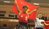 Menemui Nguyen Tran Duy Nhat, pesilat Muay Thai dari Vietnam yang pernah 7 kali  menjadi juara dunia di tingkat semi profesional