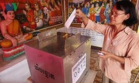 Kamboja menjelang pemilu penting