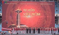 Direktur Jenderal VOV, Nguyen The Ky menghadiri acara memuliakan Kontingen Olahraga Viet Nam