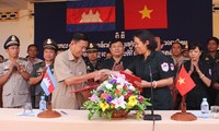 Viet Nam dan Kamboja memperkuat kerjasama dalam mencari tulang belulang tentara sukarela dan pakar Viet Nam