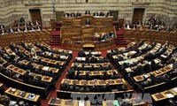 Parlemen Yunani mengesahkan permufakatan mengubah nama negara Makedonia