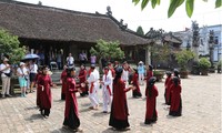 Pesta Kuil menyembah Raja Hung: Menyebar-luaskan seni nyanyi lagu rakyat Xoan