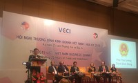 Memperkuat usaha mendorong perdagangan dan investasi Viet Nam-AS