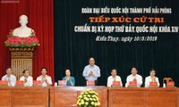 PM Nguyen Xuan Phuc melakukan kontak dengan pemilih Kota Hai Phong