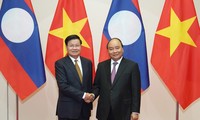 PM Nguyen Xuan Phuc menerima PM Laos, Thongloun Sisoulith