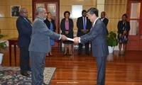 Gubernur Jenderal Papua Nugini mementingkan hubungan persahabatan dan kerjasama baik dengan Viet Nam