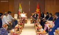 PM Nguyen Xuan Phuc menerima Ketua Asosiasi Persahabatan Myanmar-Viiet Nam