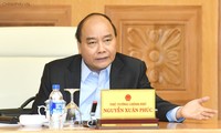 PM Nguyen Xuan Phuc memimpin sidang Pemerintah tentang wabah Covid-19