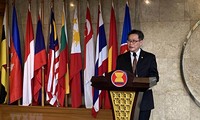 Dua puluh lima tahun Viet Nam masuk ASEAN: Viet Nam memberikan sumbangan positif kepada proses integrasi dan pembangunan Komunitas ASEAN