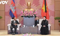 Ketua MN Nguyen Thi Kim Ngan menerima Ketua Parlemen Kamboja