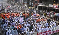 Puluhan ribu umat Muslim di dunia melakukan demonstrasi untuk menentang Perancis