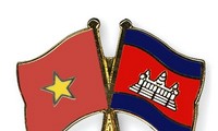 Viet Nam Menyambut Ulang Tahun ke-67 Hari Nasional Kerajaan Kamboja