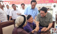 PM Pham Minh Chinh Mengunjungi Pusat Perawatan Prajurit Disabilitas Nho Quan