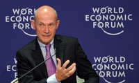 Former WTO chief: valuing consumers in trade talks 