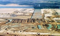 Egypt seeks to complete second Suez Canal in July 