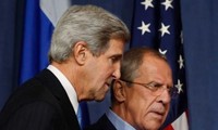 Russian, US foreign ministers talk over Ukraine crisis