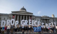 S&P downgrades Greece’s credit rating